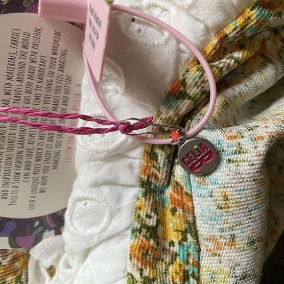 Celia B Sz M Corduroy Virginia Floral Peasant Top Blouse Lace Trim NWT - Picture 10 of 12